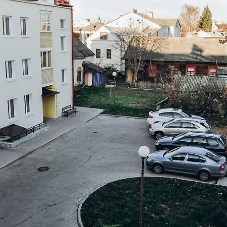 Apartment Pinsk Buitenkant foto